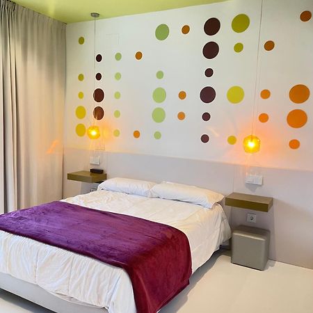 Lahola Glam Suites Torremolinos Exterior foto