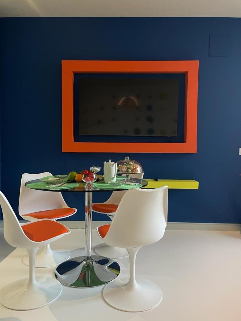 Lahola Glam Suites Torremolinos Habitación foto