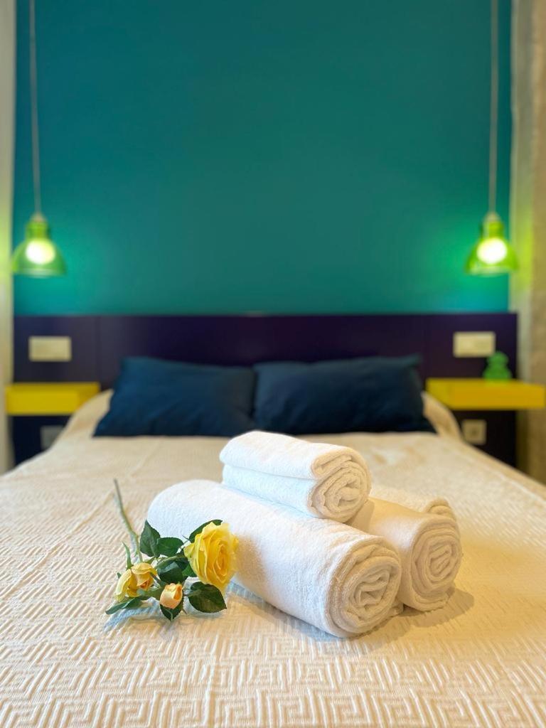 Lahola Glam Suites Torremolinos Habitación foto