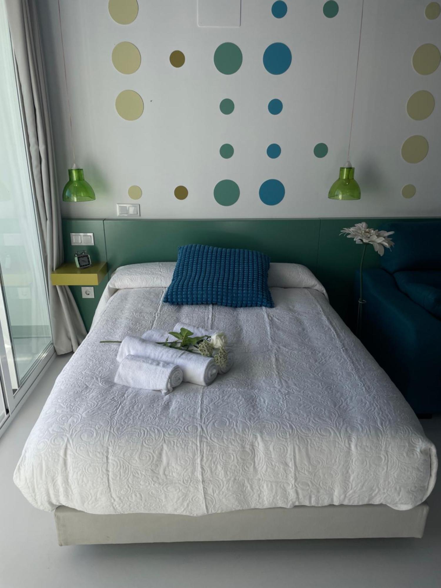 Lahola Glam Suites Torremolinos Habitación foto